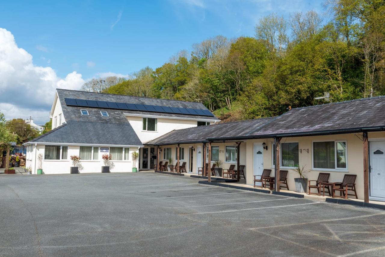 Estuary Lodge Motel B&B Talsarnau ภายนอก รูปภาพ