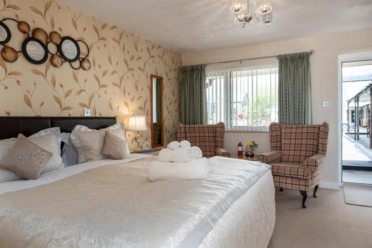 Estuary Lodge Motel B&B Talsarnau ภายนอก รูปภาพ