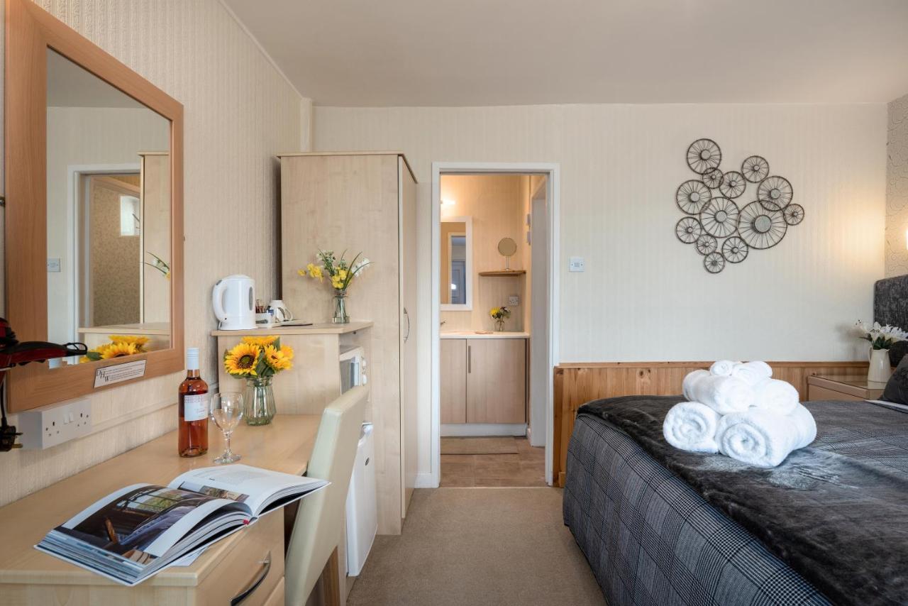 Estuary Lodge Motel B&B Talsarnau ภายนอก รูปภาพ