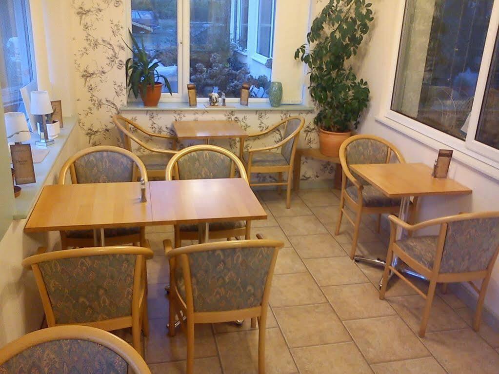 Estuary Lodge Motel B&B Talsarnau ภายนอก รูปภาพ