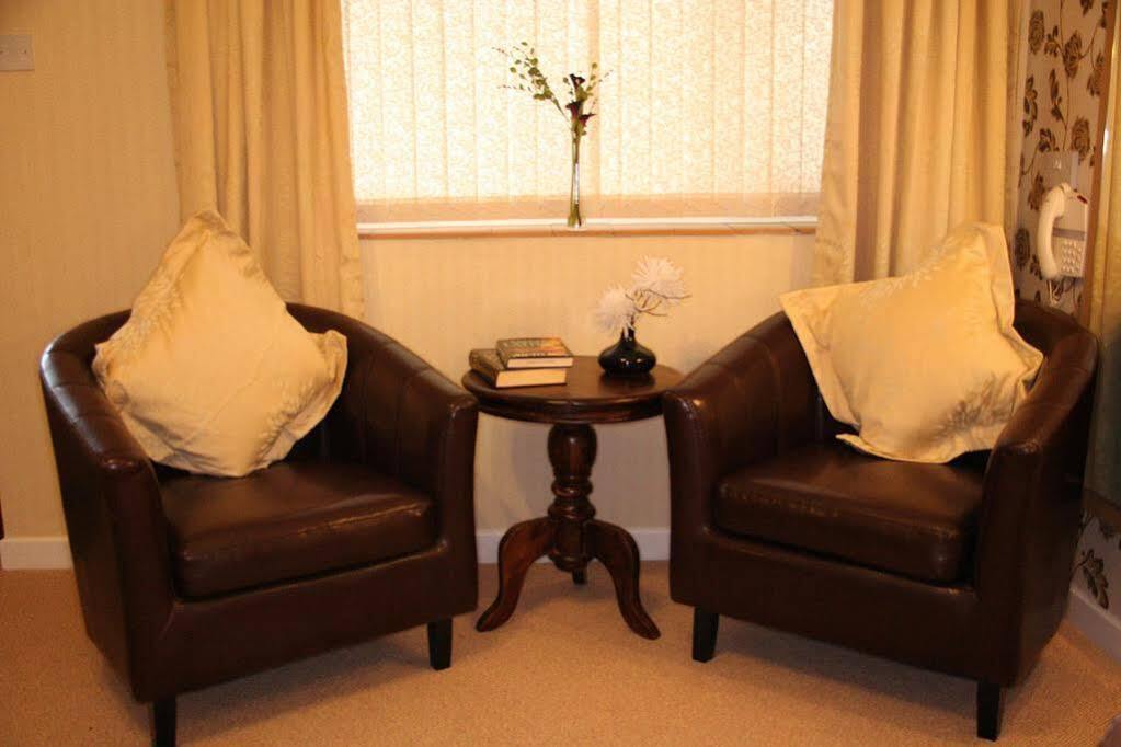 Estuary Lodge Motel B&B Talsarnau ภายนอก รูปภาพ